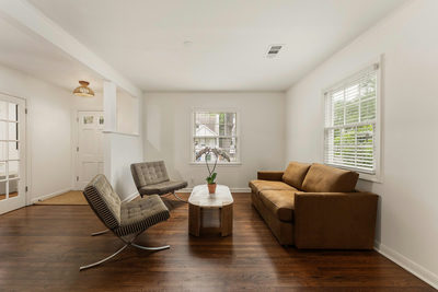 1204 W 22 1/2 St — photo 3