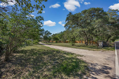 8802 Leo St — photo 2