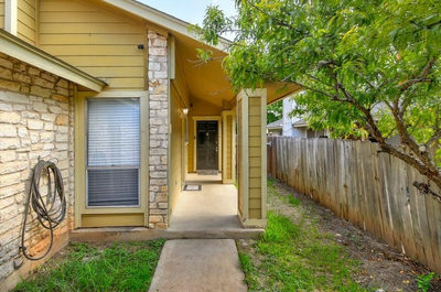 914 Bird Creek Dr — photo 4
