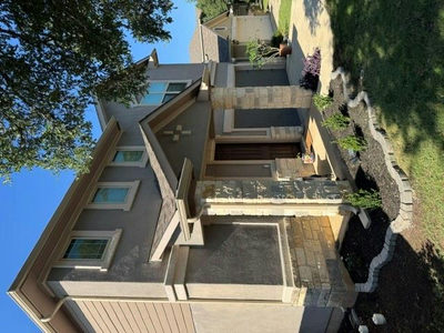 193 Camden Cv — photo 2