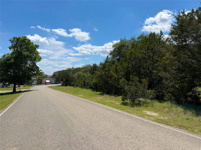 1841 Canyon Lake Dr — photo 3