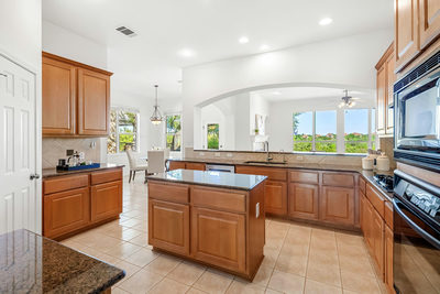 2708 Rio Mesa Dr — photo 2