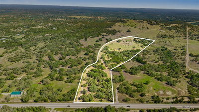 6590 US 290 — photo 2