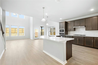 409 Grey Leaf Rd — photo 2