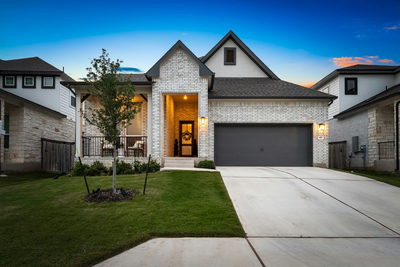 416 Crescent Heights Dr — photo 3