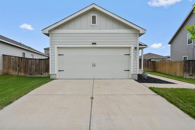 791 Circle Way — photo 2