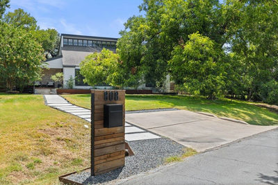 808 Vanguard St — photo 3