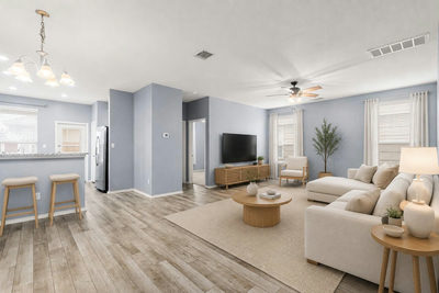 340 Harper Ln — photo 2