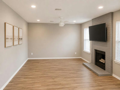 1422 Green Terrace Dr — photo 2