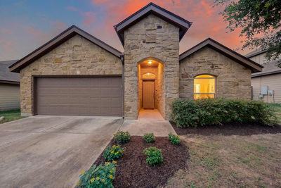 499 Eagle Brook Ln — photo 2