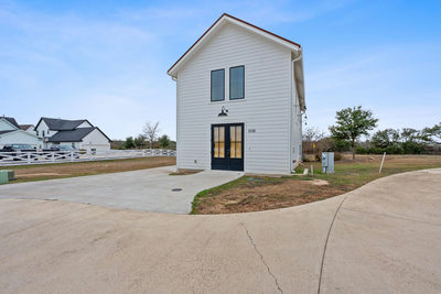 1006 Frost Ave — photo 2