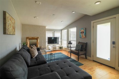 909 Reinli St #221 — photo 2