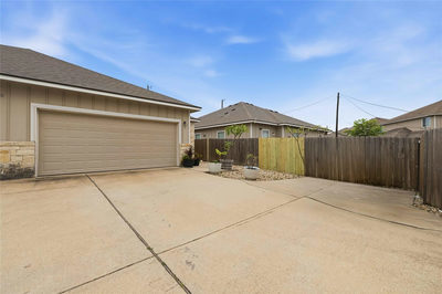 400 Carl Shipp Dr — photo 2