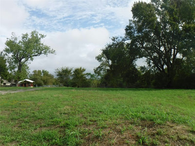 524 Old McDade Rd Old McDade Rd — photo 2