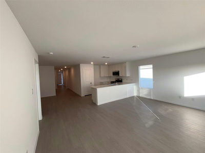 644 Whoopers Loop — photo 3