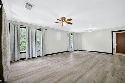 204 Taylor St — photo 4