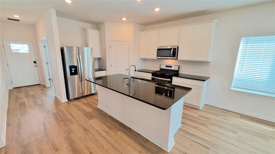 124 Woodbrook Dr — photo 2