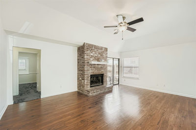2100 Buckeye Ln — photo 3