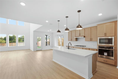 918 Kapok St — photo 2