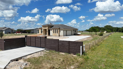123 Lila Ln — photo 2