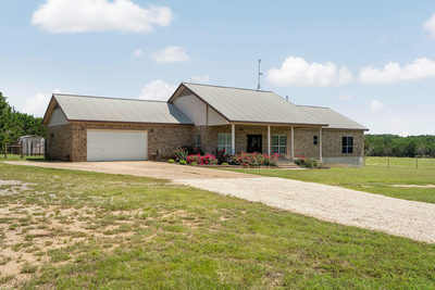 2110 County Road 285 — photo 3