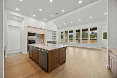 337 Easthaven Bnd — photo 2