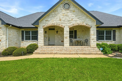 2000 Fountainwood Dr — photo 3
