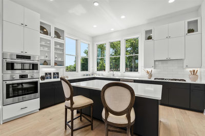 4916 Meller Gdns — photo 5