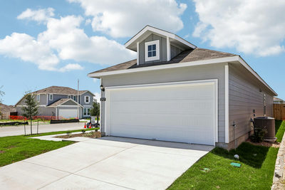 2717 Derwent Dr — photo 3