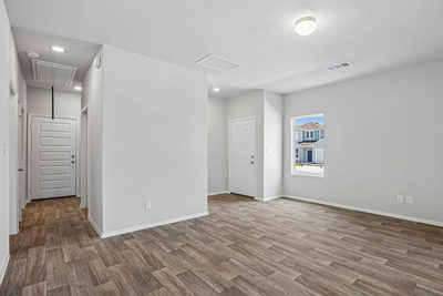 2717 Derwent Dr — photo 5