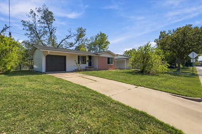 8207 Lazy Ln — photo 2