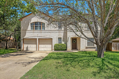 1201 Cedar Hills Blvd — photo 2