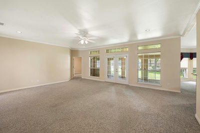 1906 Meadow Ridge Dr — photo 3