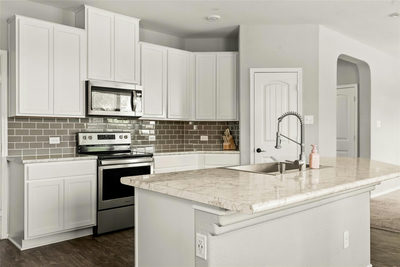 214 Saranac Dr — photo 5