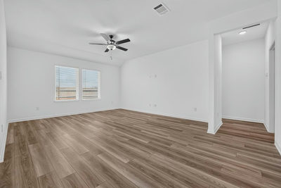 4006 Wynn Rd — photo 3