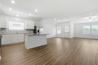 10525 Steinbeck Dr — photo 3