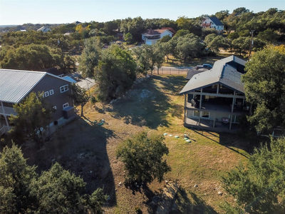 864 Lakebreeze Dr — photo 4