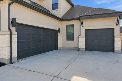 121 Clancy Dr — photo 4