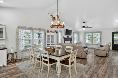 360 Darwin Dr — photo 5