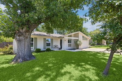 5304 Basswood Ln — photo 2