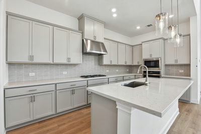 223 Belmont Way — photo 2