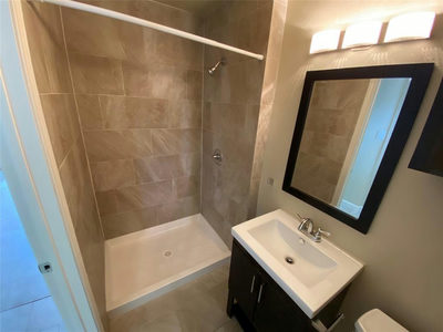 2402 Rio Grande St #4 — photo 3
