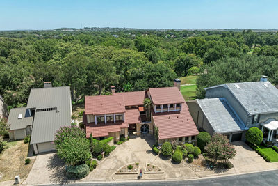 10909 Legends Ln — photo 3