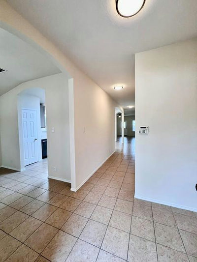1005 W South St — photo 5