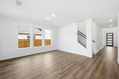 624 Breeze Hollow Ln — photo 4