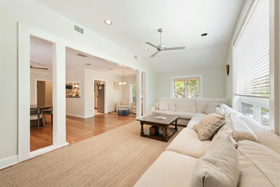 3401 Clearview Dr — photo 3