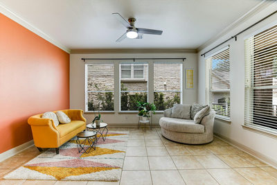 2300 Aldworth Dr — photo 5