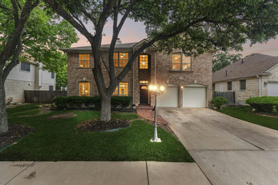1409 Deer Horn Dr — photo 2