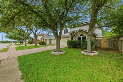 15308 Cadoz Dr — photo 2