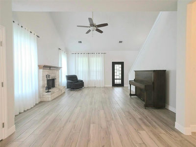 406 Nene Ln — photo 2